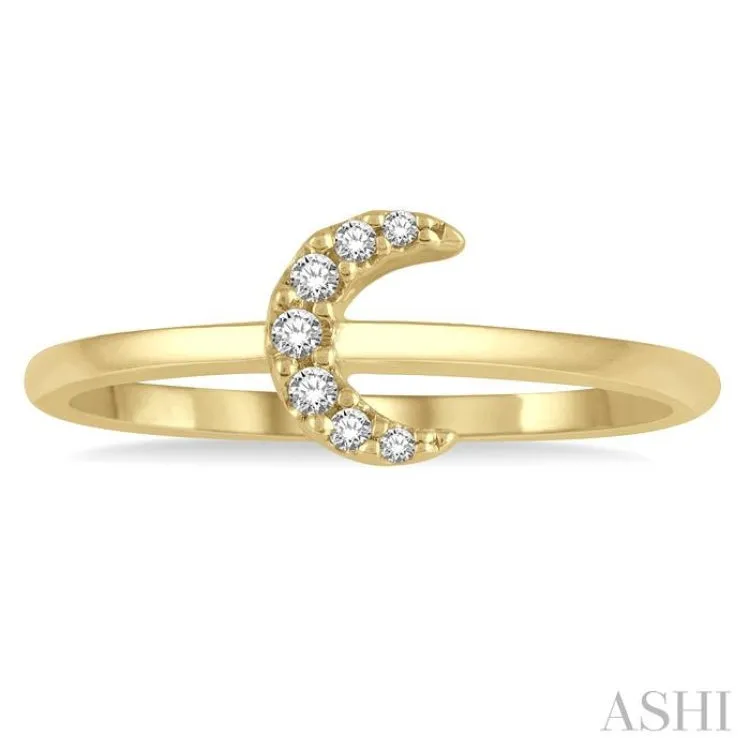 1/20 ctw Crescent Round Cut Diamond Petite Fashion Ring in 10K Yellow Gold