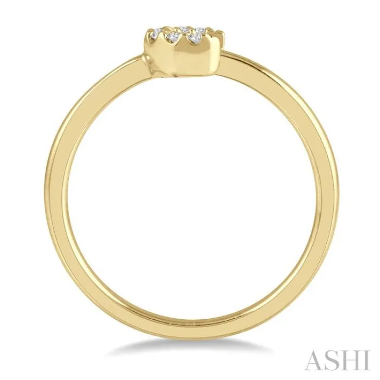 1/20 ctw Crescent Round Cut Diamond Petite Fashion Ring in 10K Yellow Gold