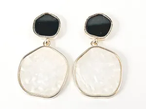 Beautiful Irregular Shape Black Onyx & Mother Of Pearl Dangle Gold Tone Brass Earrings