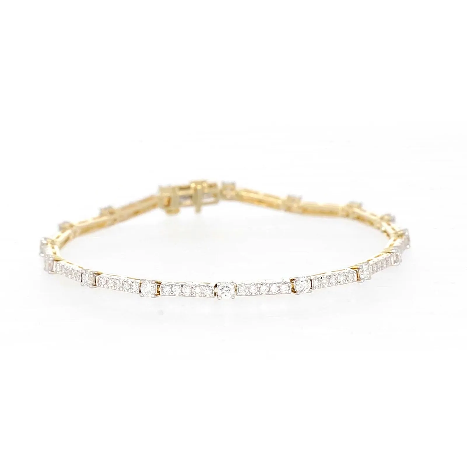 Celebration 9ct Yellow Gold Round Brilliant Cut 2 Carat tw of Lab Grown Diamonds Bracelet