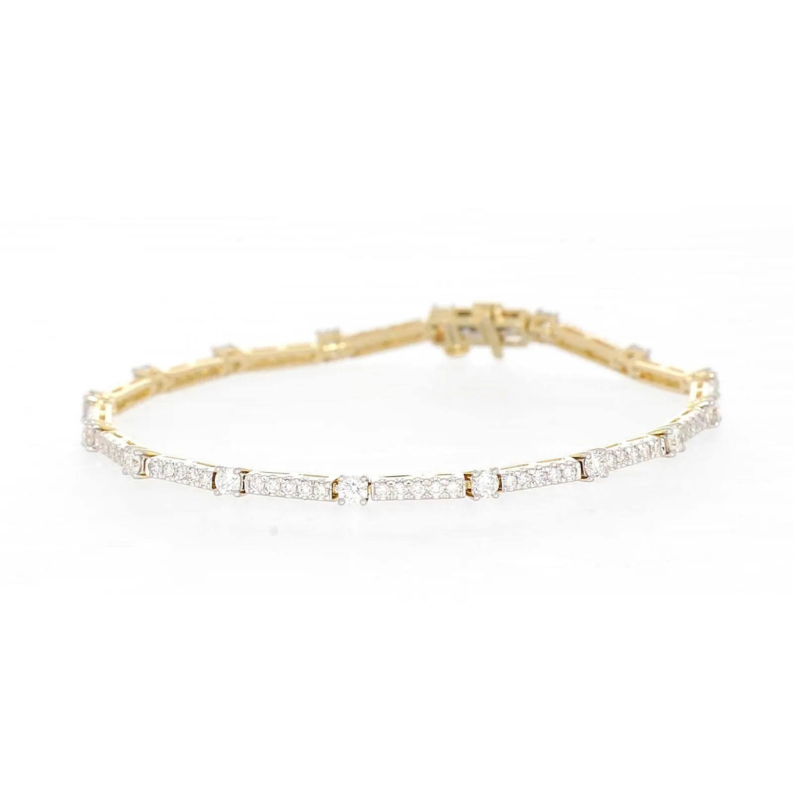 Celebration 9ct Yellow Gold Round Brilliant Cut 2 Carat tw of Lab Grown Diamonds Bracelet