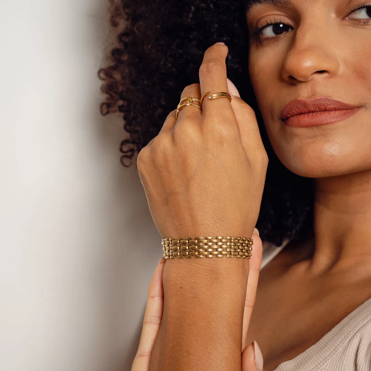 Mesh Lock Clasp Bracelet - Gold